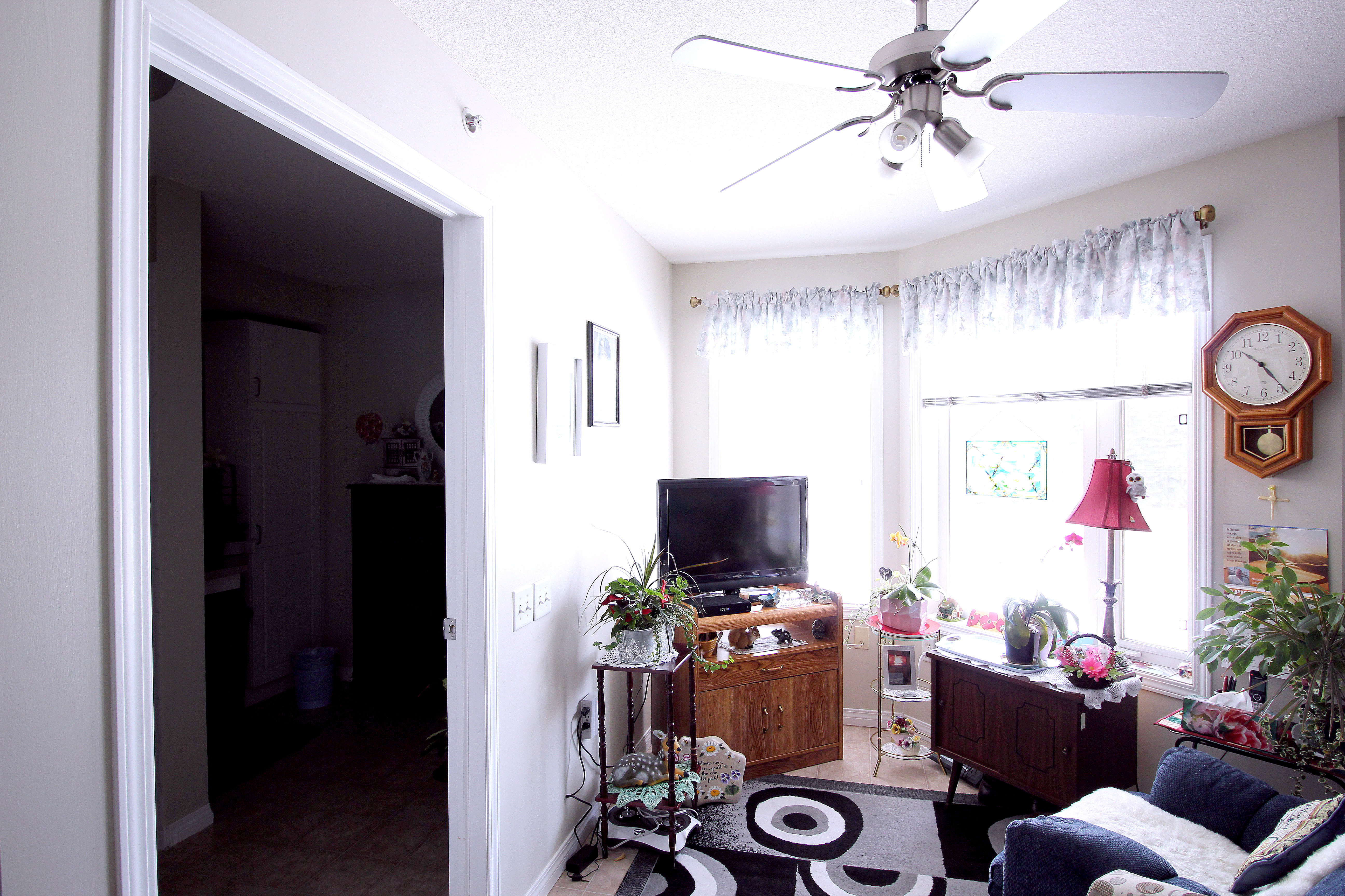 cb-resident-room0048