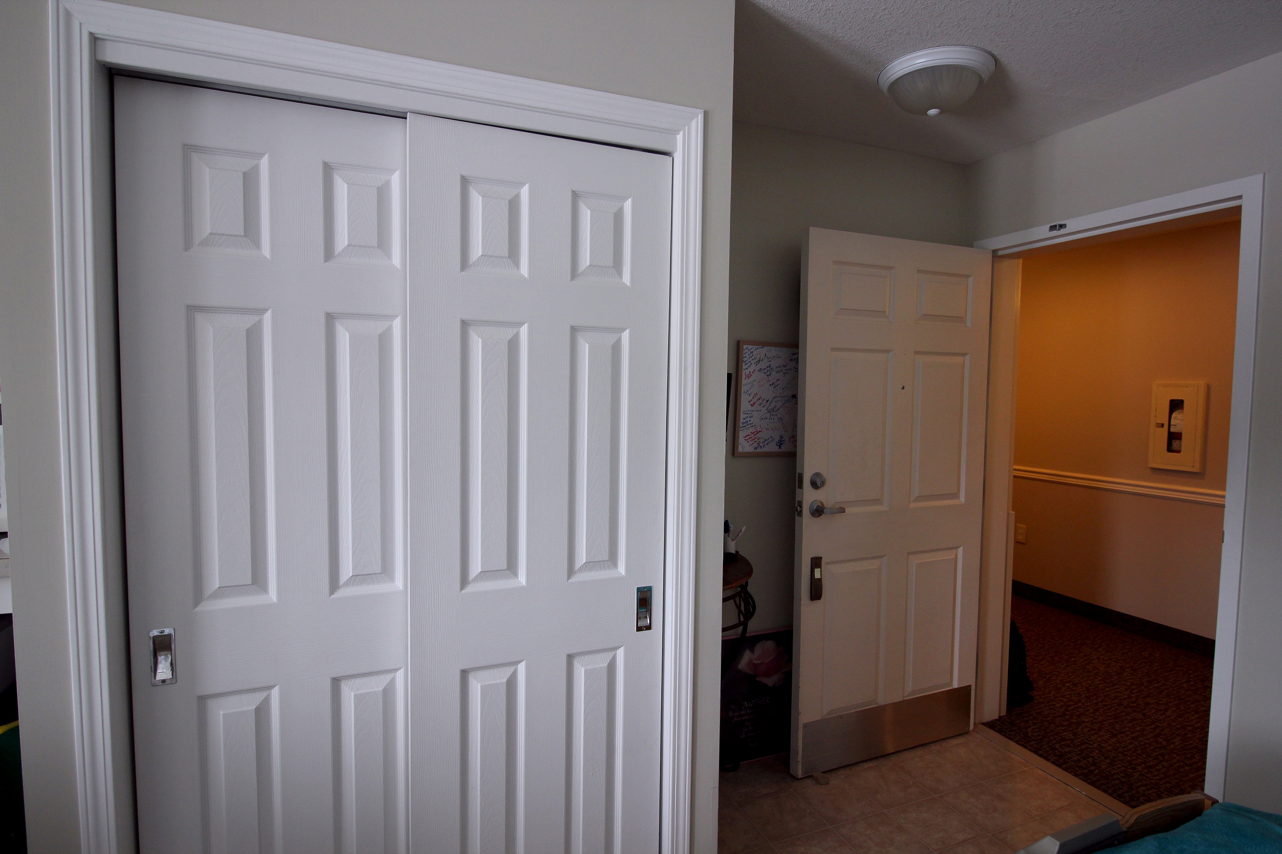 cb-resident-room0052