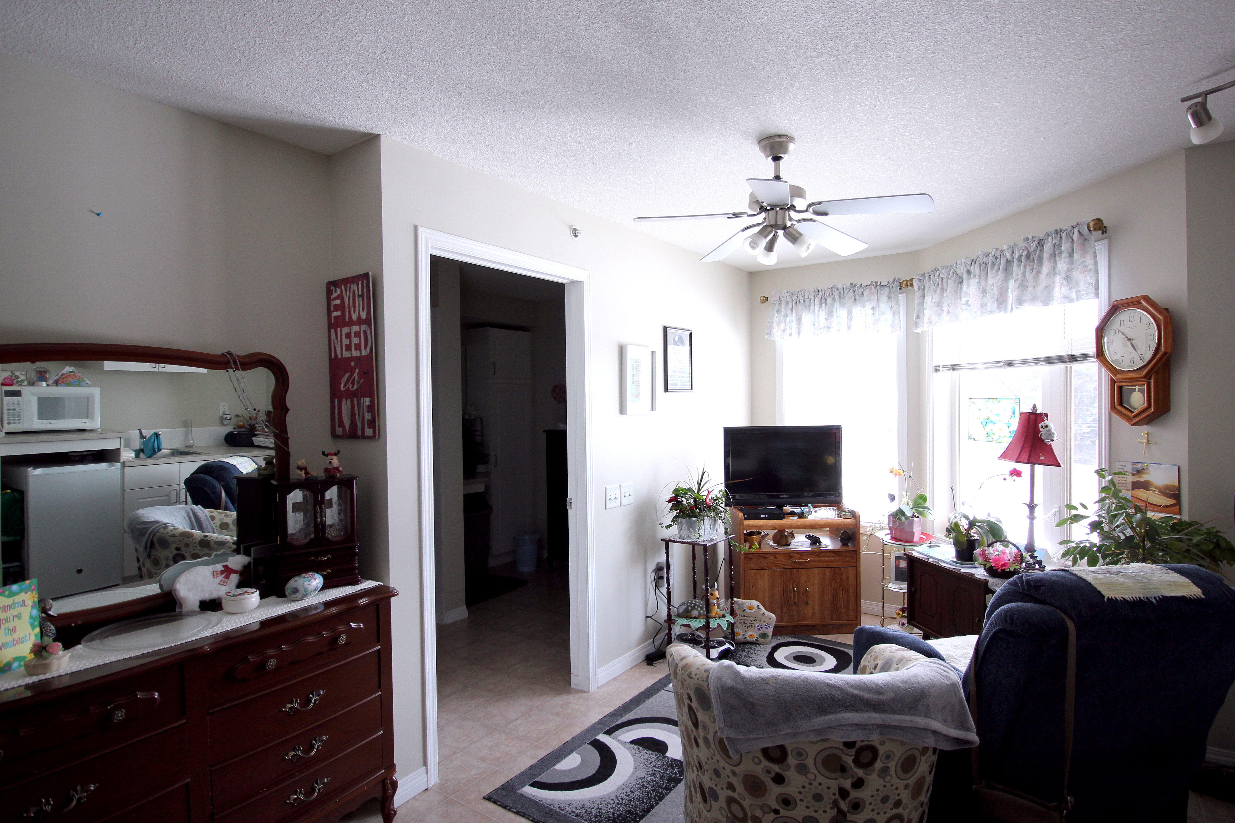 cb-resident-room0057