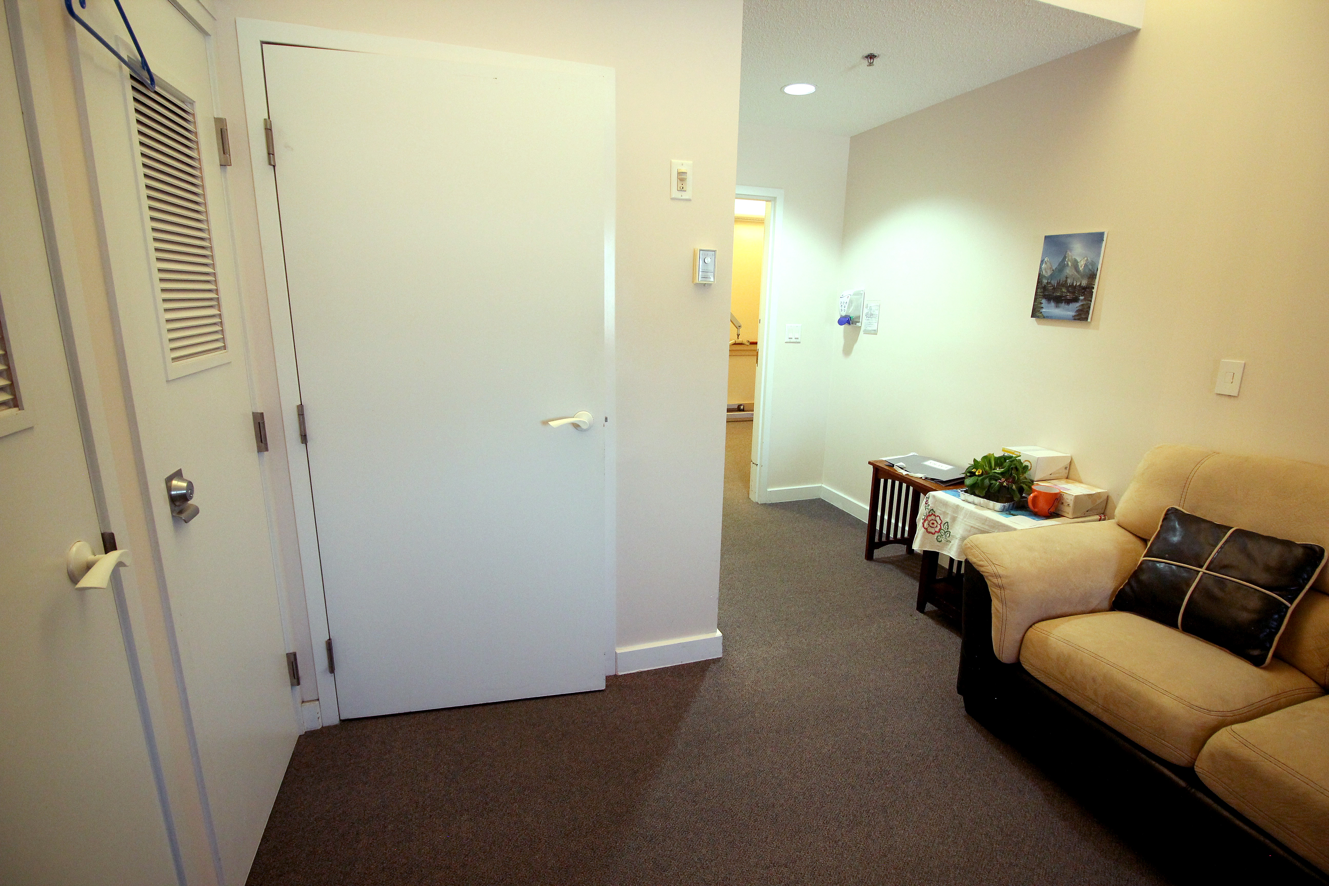 signal-pointe-resident-room1265