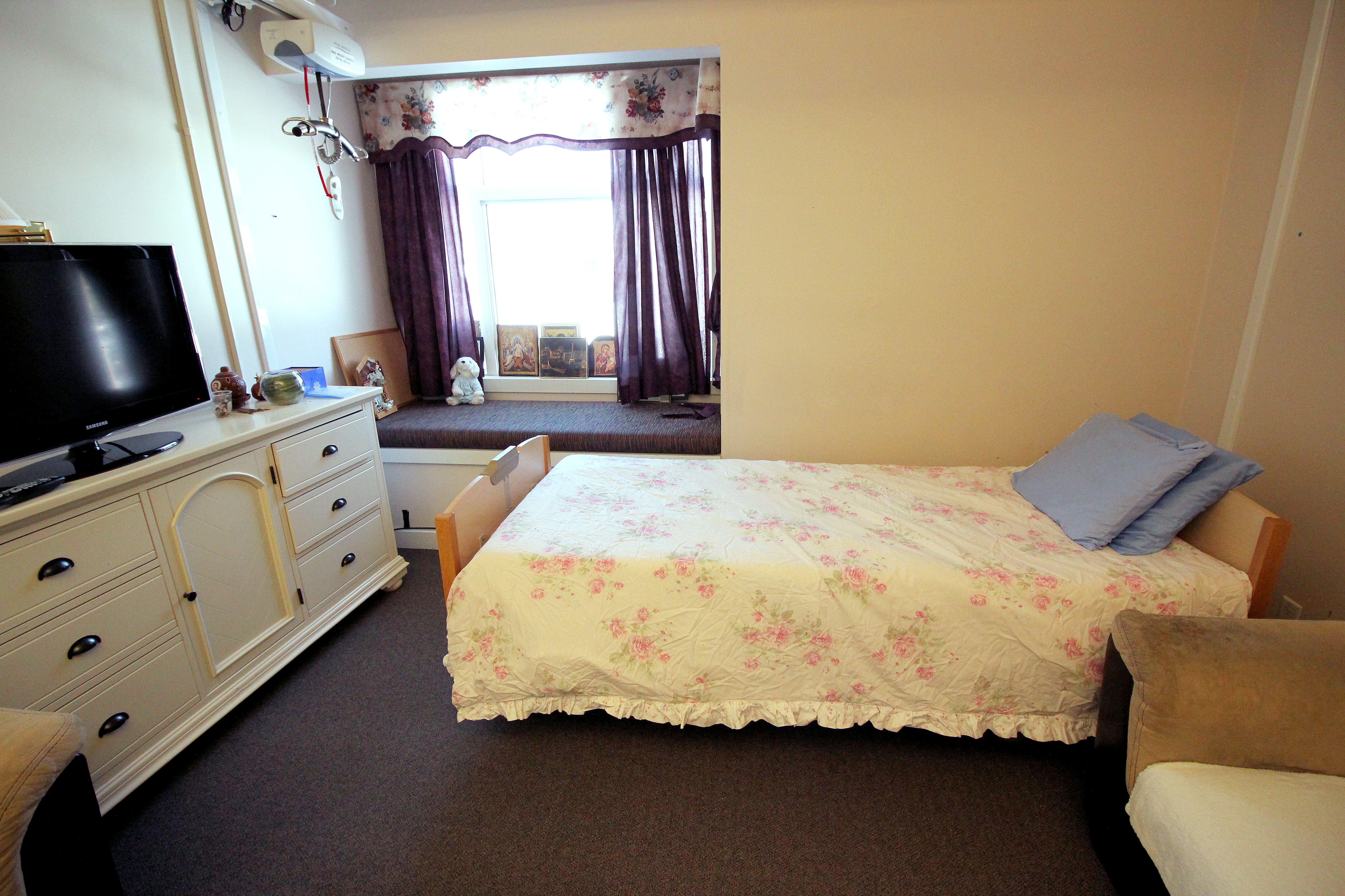 signal-pointe-resident-room1270